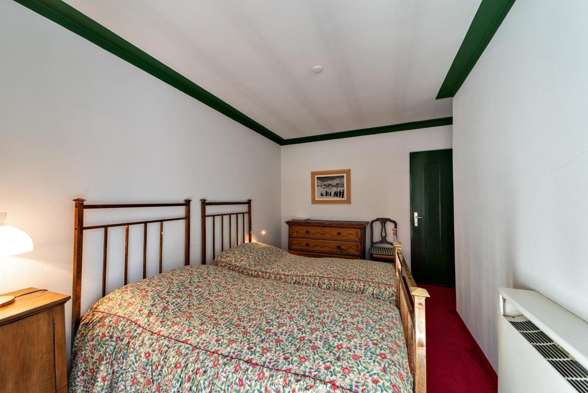 Chesa Cuntainta - St. Moritz Apartment Phòng bức ảnh